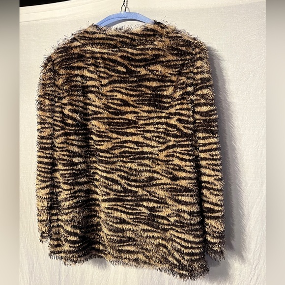 Vince Camuto blouse Size Large - Picture 3 of 3